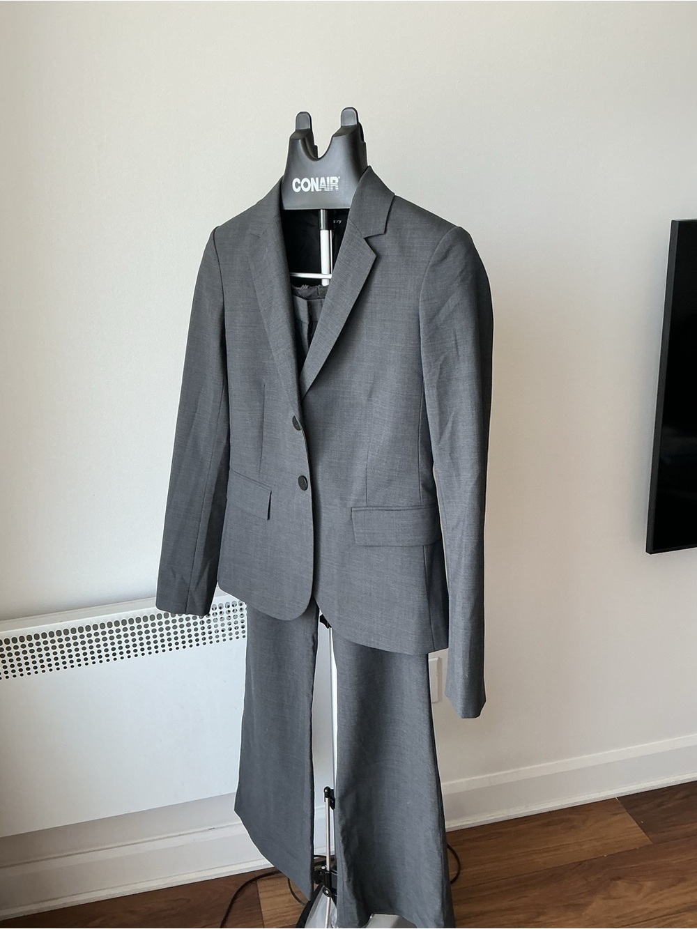 Theory Wool Women’s Gray Two-Piece Suit Blazer & Pants